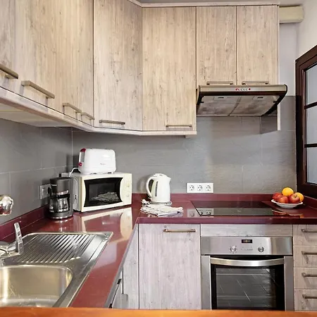 Lejlighed White Sun Playa Honda (Lanzarote)